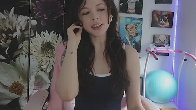 makiyahbelle online show from February 23, 2026, 9:56 pm