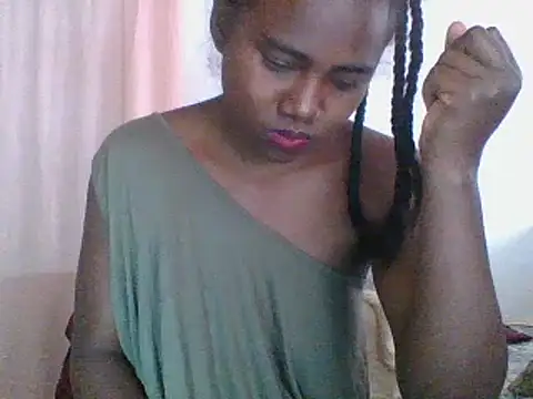 Hamie sexy online show from September 16, 2025, 7:09 am