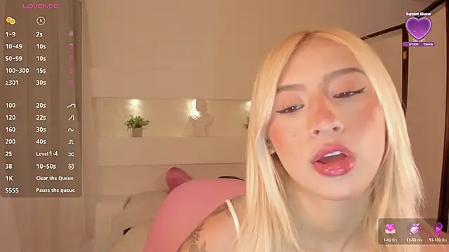 AshleyRoys online show from March 3, 2025, 2:48 pm