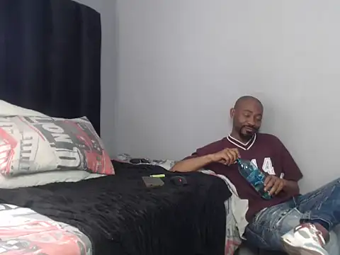 Snapshot of Ogmelo chatting on July 16, 2026, 12:22 pm Ogmelo online show from July 16, 2026, 12:22 pm