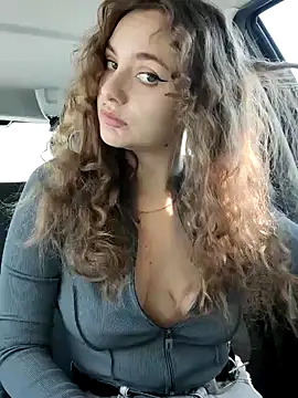 Snapshot of Night_dreams chatting on February 9, 2025, 8:33 am Night dreams online show from February 9, 2025, 8:33 am