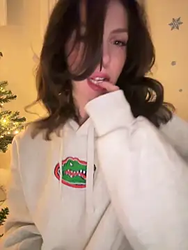 Snapshot of JordanXo chatting on December 13, 2025, 11:32 pm JordanXo online show from December 13, 2025, 11:32 pm