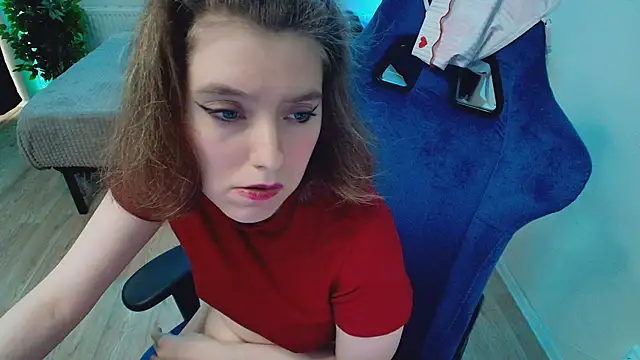 CranberryHot online show from May 4, 2026, 6:09 am