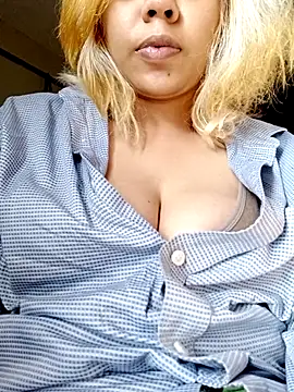 Nainagupta7890 online show from November 19, 2025, 6:13 am