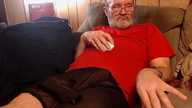 Snapshot of snickers1 chatting on March 17, 2026, 4:06 am snickers1 online show from March 17, 2026, 4:06 am