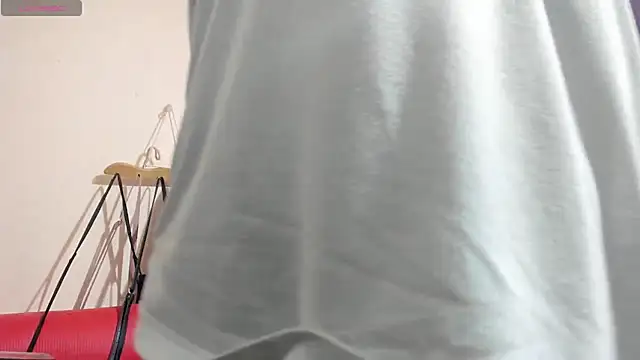 latinfemale online show from March 5, 2025, 4:34 am