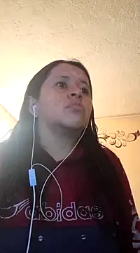 latinfemale online show from March 16, 2025, 7:17 pm