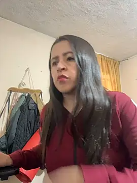 Snapshot of latinfemale chatting on April 27, 2026, 7:56 pm latinfemale online show from April 27, 2026, 7:56 pm
