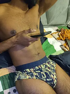 FullnighterBBC NL online show from December 14, 2025, 5:40 pm