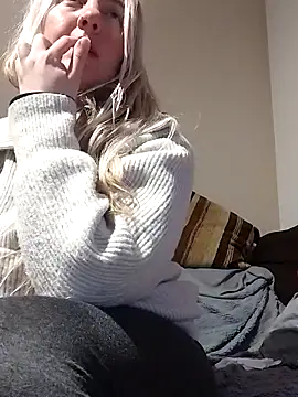 Snapshot of Mllesha74000 chatting on January 25, 2025, 7:28 pm Mllesha74000 online show from January 25, 2025, 7:28 pm