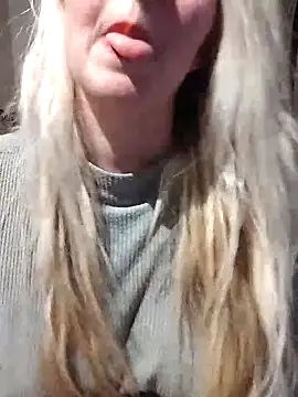 Mllesha74000 online show from February 1, 2026, 6:50 pm