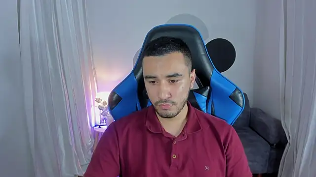 Nick Moca online show from December 4, 2024, 2:42 am