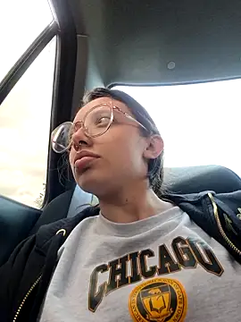 linda-schmidt online show from April 12, 2026, 5:07 pm