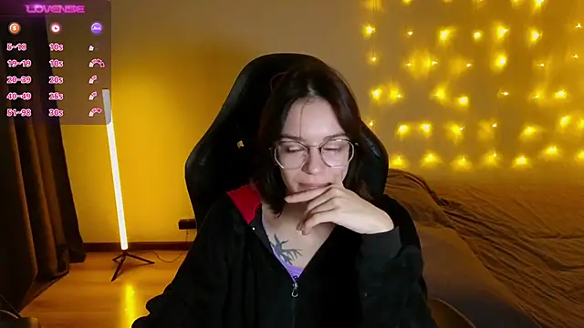 Snapshot of alyssa_sweet chatting on December 2, 2024, 3:47 am alyssa sweet online show from December 2, 2024, 3:47 am