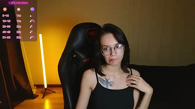 Snapshot of alyssa_sweet chatting on January 29, 2025, 12:43 am alyssa sweet online show from January 29, 2025, 12:43 am