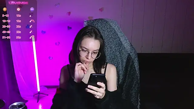 Snapshot of alyssa_sweet chatting on February 11, 2025, 5:05 am alyssa sweet online show from February 11, 2025, 5:05 am