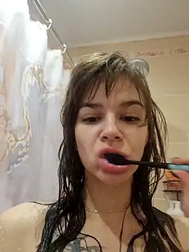 Snapshot of alyssa_sweet chatting on November 12, 2025, 4:57 am alyssa sweet online show from November 12, 2025, 4:57 am