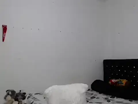 venuz mendoza20 online show from February 15, 2025, 12:43 pm