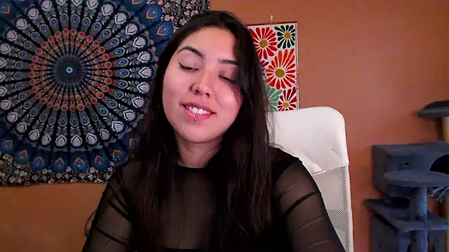 IntimateTales online show from November 30, 2025, 11:25 am