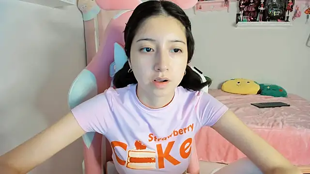 cherrycute online show from December 22, 2024, 1:34 am