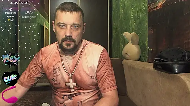 DanielOhCool online show from December 23, 2024, 5:22 pm