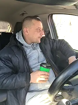 DanielOhCool online show from February 17, 2025, 11:13 am