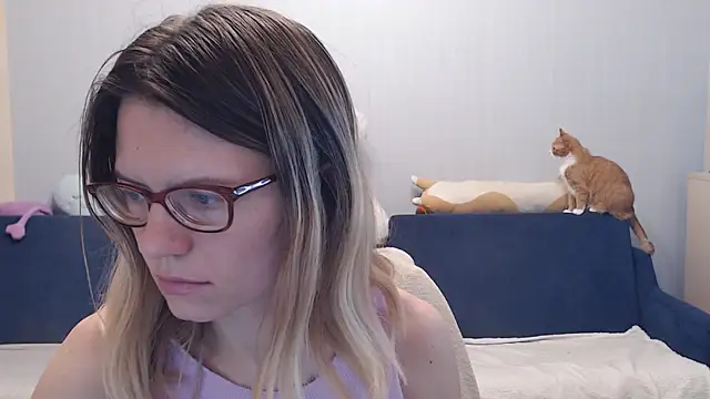 night is dark online show from October 30, 2025, 2:40 pm