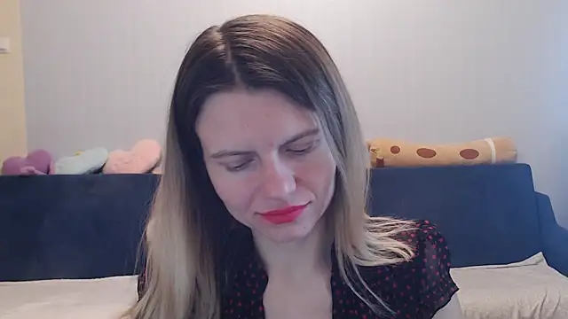 night is dark online show from November 28, 2025, 6:21 pm