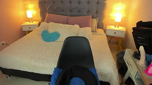  Abril W online show from April 11, 2026, 11:20 pm