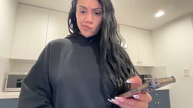 Snapshot of babymalaya chatting on June 13, 2026, 12:36 pm babymalaya online show from June 13, 2026, 12:36 pm
