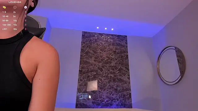 Snapshot of EllaClark chatting on February 28, 2025, 2:20 pm EllaClark online show from February 28, 2025, 2:20 pm