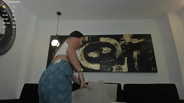 Snapshot of EllaClark chatting on March 11, 2025, 7:03 pm EllaClark online show from March 11, 2025, 7:03 pm