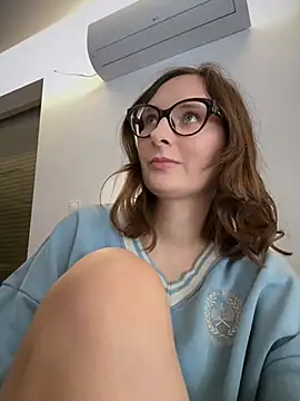 The Snowwhitee online show from February 14, 2026, 11:51 am