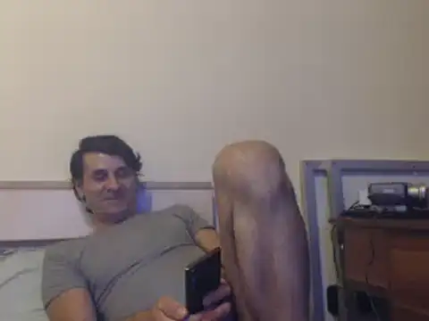 yvesstorm1 online show from January 19, 2025, 8:41 pm