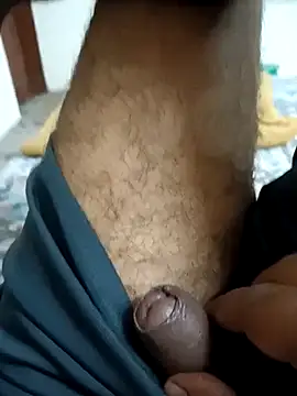 Snapshot of coolrocky346 chatting on March 21, 2025, 1:45 pm coolrocky346 online show from March 21, 2025, 1:45 pm