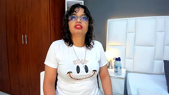 Snapshot of yeral2017 chatting on January 17, 2026, 3:06 pm yeral2017 online show from January 17, 2026, 3:06 pm