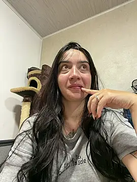 EmmyEvans1 online show from February 20, 2026, 8:31 pm