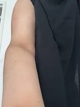 Marocainegroscul online show from March 15, 2026, 11:38 am