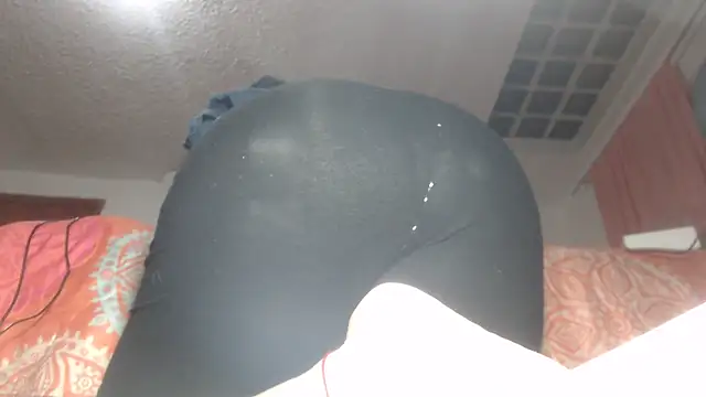 Snapshot of prettyangelsquirt chatting on April 25, 2026, 11:02 pm prettyangelsquirt online show from April 25, 2026, 11:02 pm