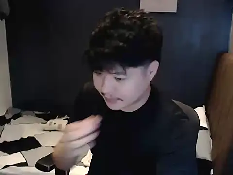 ASIANken911 online show from November 20, 2025, 2:06 pm