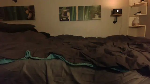 Snapshot of matrikes1 chatting on December 7, 2024, 10:50 pm matrikes1 online show from December 7, 2024, 10:50 pm