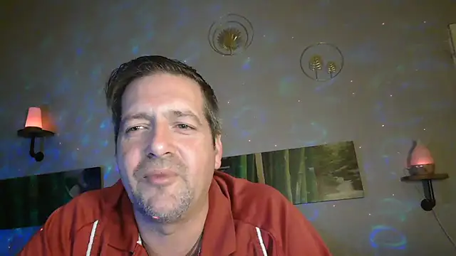 Snapshot of matrikes1 chatting on January 3, 2025, 8:22 pm matrikes1 online show from January 3, 2025, 8:22 pm