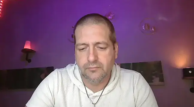 Snapshot of matrikes1 chatting on February 9, 2025, 7:09 pm matrikes1 online show from February 9, 2025, 7:09 pm