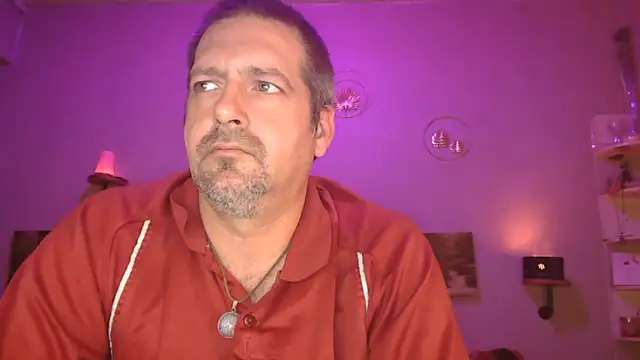 Snapshot of matrikes1 chatting on March 10, 2025, 5:07 pm matrikes1 online show from March 10, 2025, 5:07 pm