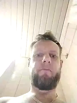 Snapshot of Kw8585kw chatting on December 12, 2024, 8:21 pm Kw8585kw online show from December 12, 2024, 8:21 pm