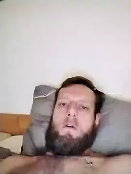 Snapshot of Kw8585kw chatting on January 21, 2025, 12:46 am Kw8585kw online show from January 21, 2025, 12:46 am