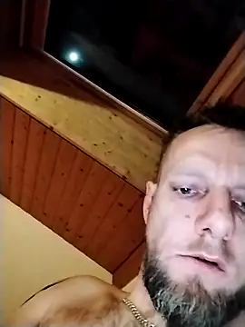 Snapshot of Kw8585kw chatting on March 9, 2025, 9:36 pm Kw8585kw online show from March 9, 2025, 9:36 pm