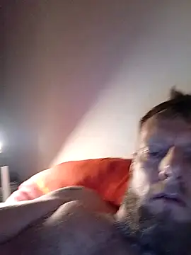 Snapshot of Kw8585kw chatting on September 30, 2025, 12:04 am Kw8585kw online show from September 30, 2025, 12:04 am