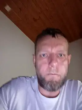 Kw8585kw online show from April 26, 2026, 11:57 pm