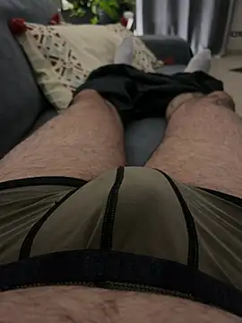 Snapshot of _Inchiodo_ chatting on January 14, 2025, 5:34 pm  Inchiodo  online show from January 14, 2025, 5:34 pm